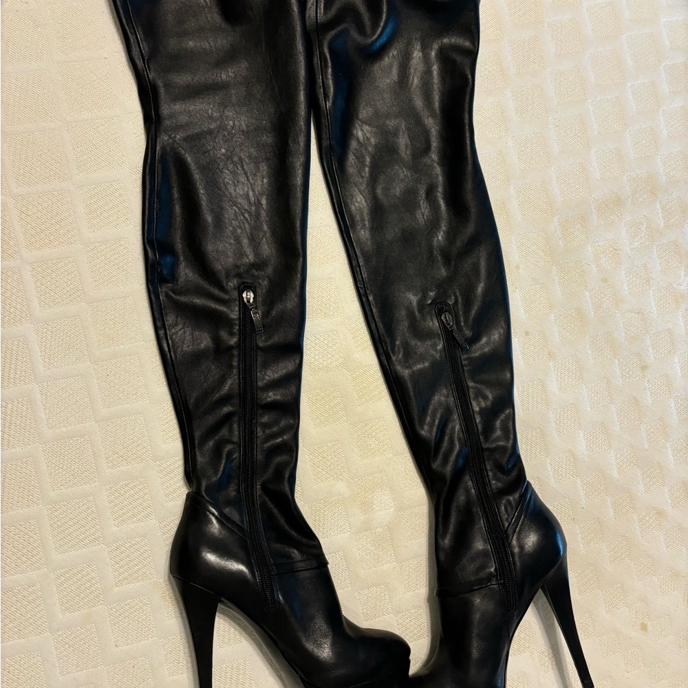 Guess over the knee boot size 7